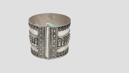 Sangeeta Boochra Traditional Statement Silver Bangle