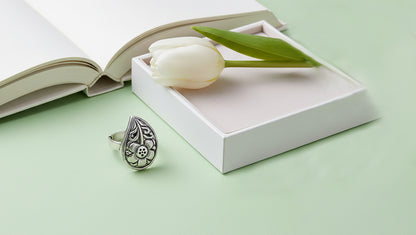 Sangeeta Boochra Vintage Paisley Motif Silver Ring