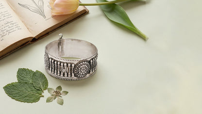 Sangeeta Boochra Handcrafted Heritage Oxidised Silver Bangle