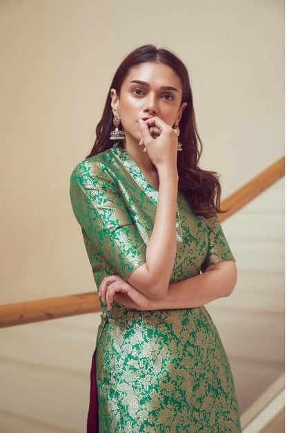 Aditi Rao Hydari In Sangeeta Boochra Silver Earring