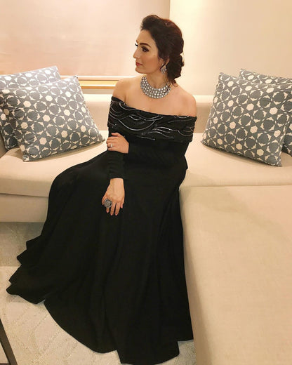 Akriti Kakar in Silver Ring