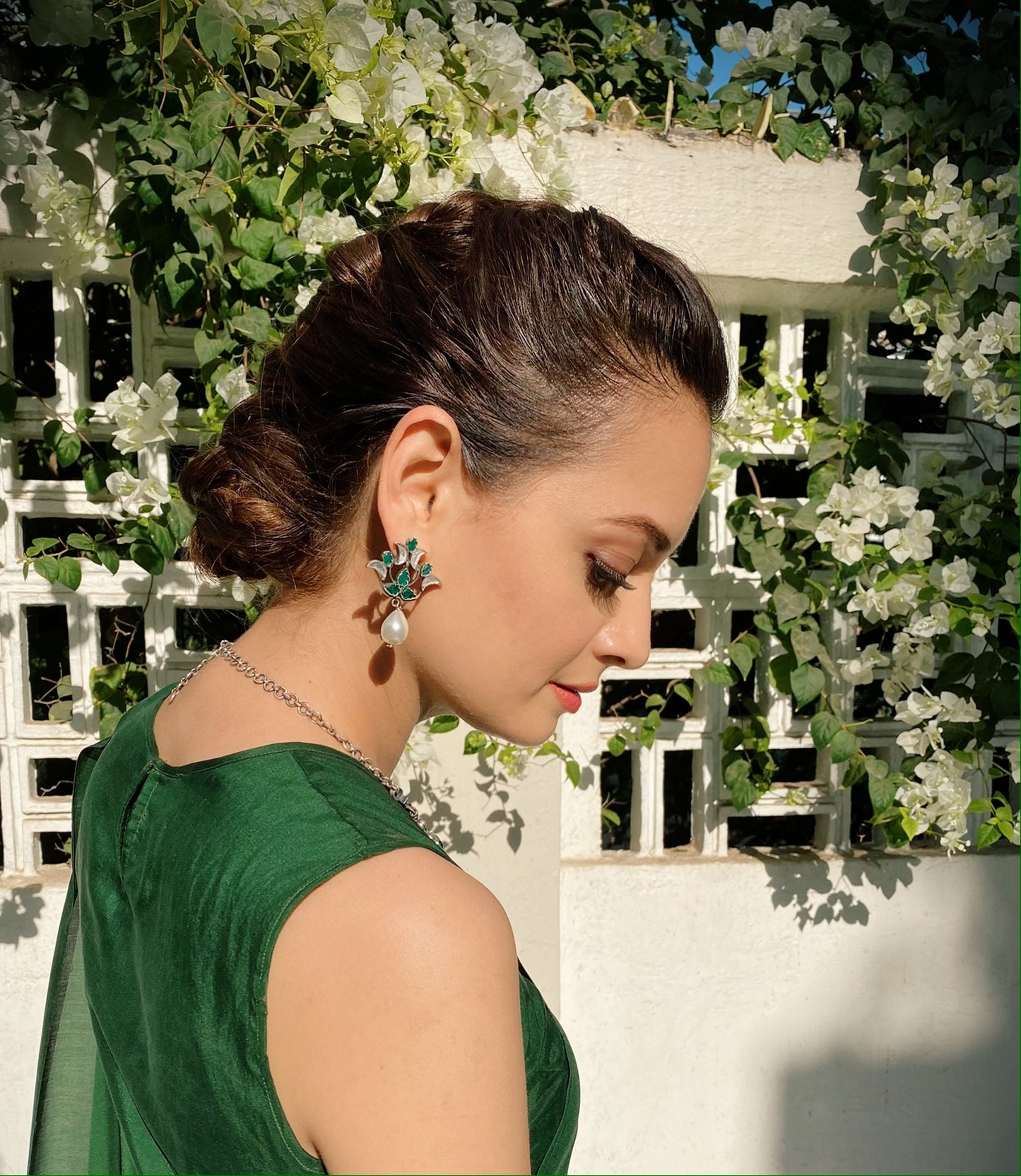 Dia Mirza in Silver Necklace