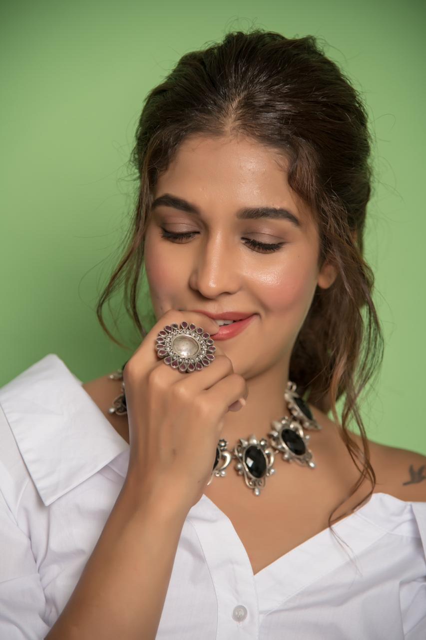 Harleen Sethi In Sangeeta Boochra Silver Jewellery
