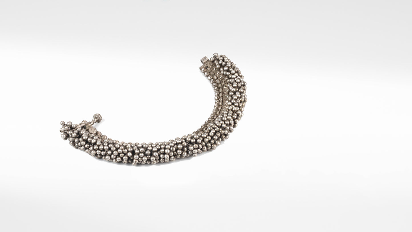 Sangeeta Boochra Silver Anklet