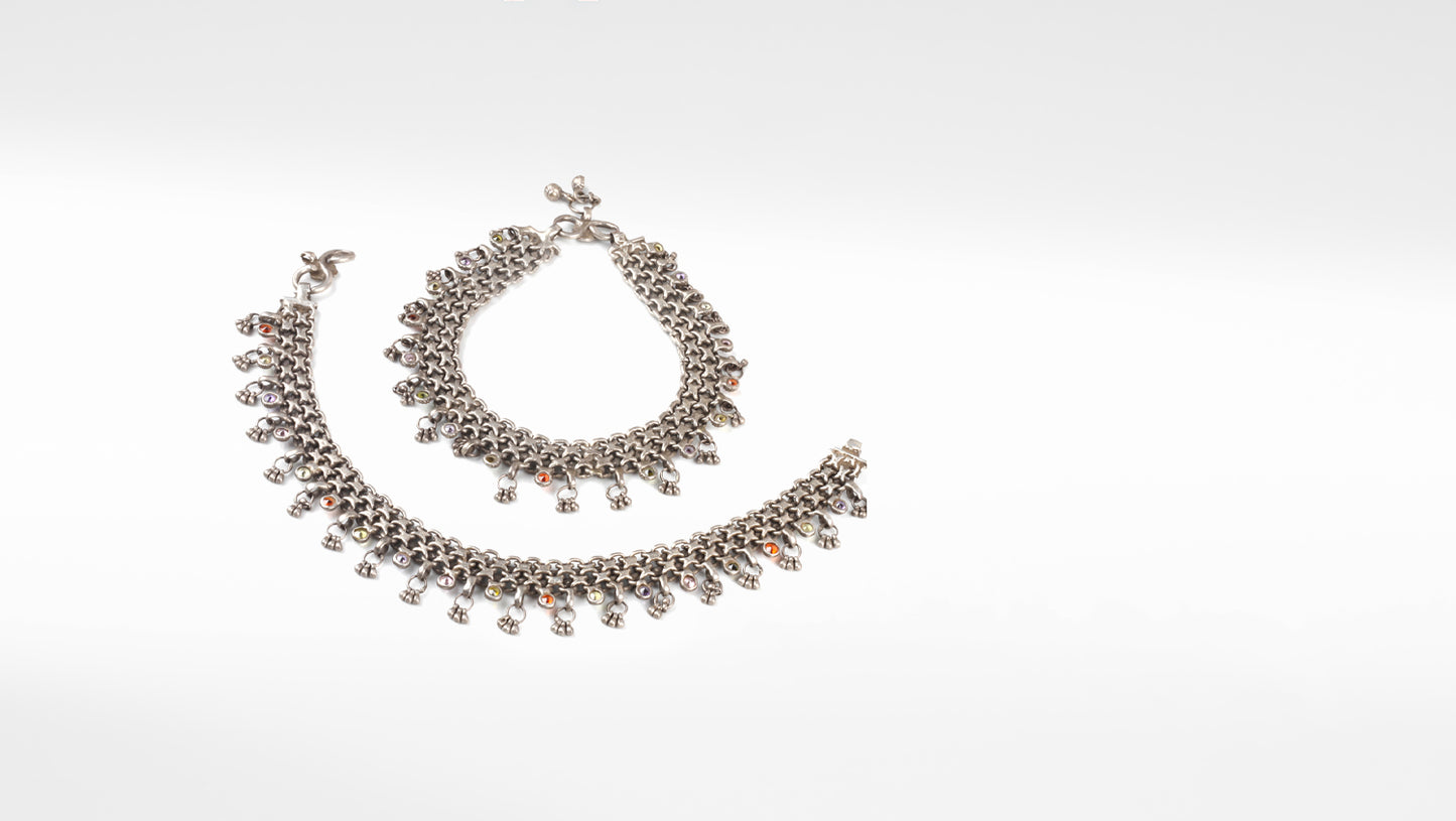 Sangeeta Boochra Silver Anklet