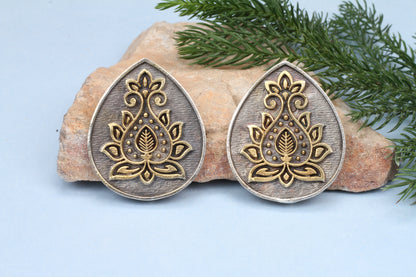 Anantaya - Silver Handcrafted Earring