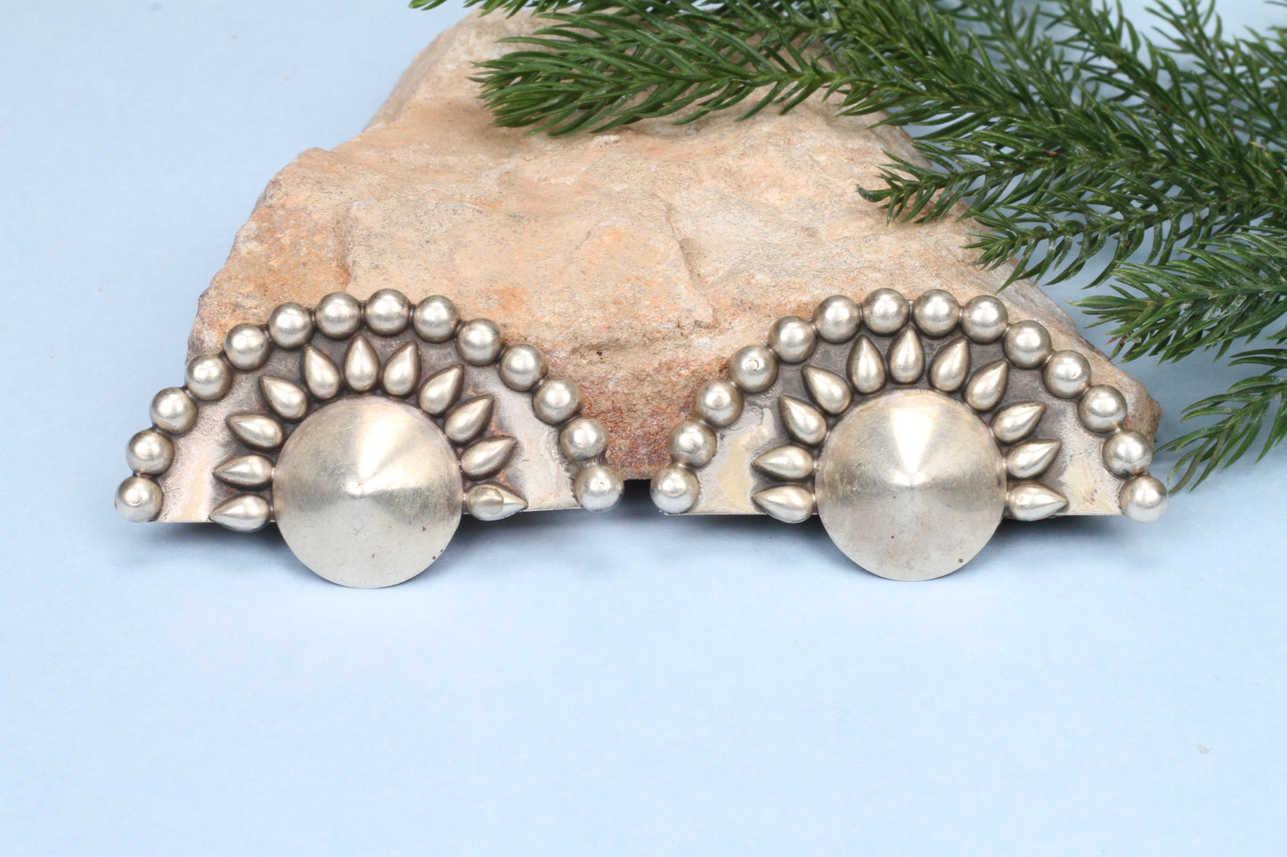 Anantaya - Silver Handcrafted Earring