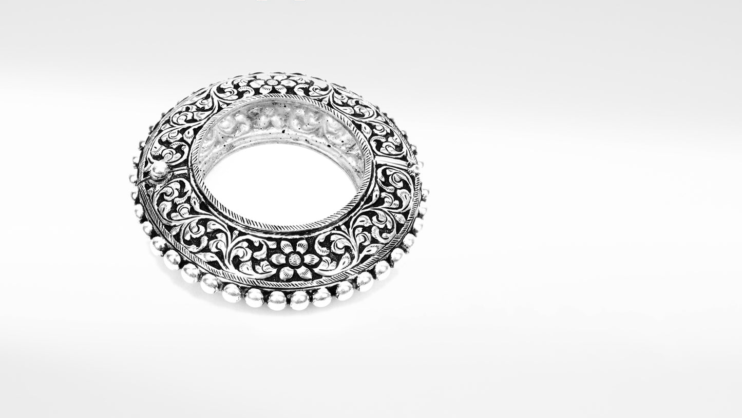 Sangeeta Boochra Tribal Silver Bracelet (Set of 2)