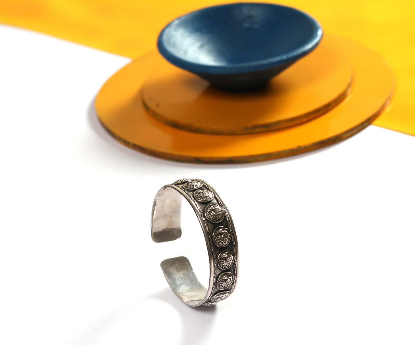 Sangeeta Boochra Silver Bangle