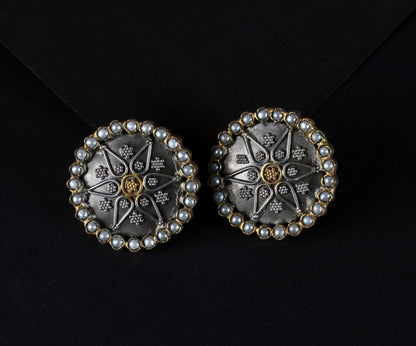 Sangeeta Boochra Silver Earrings