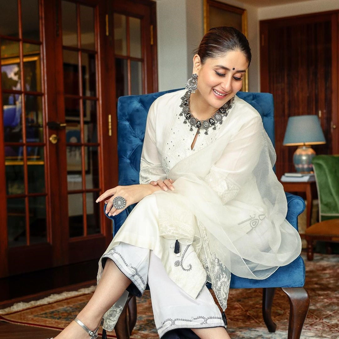 Kareena Kapoor In Silver Jewellery