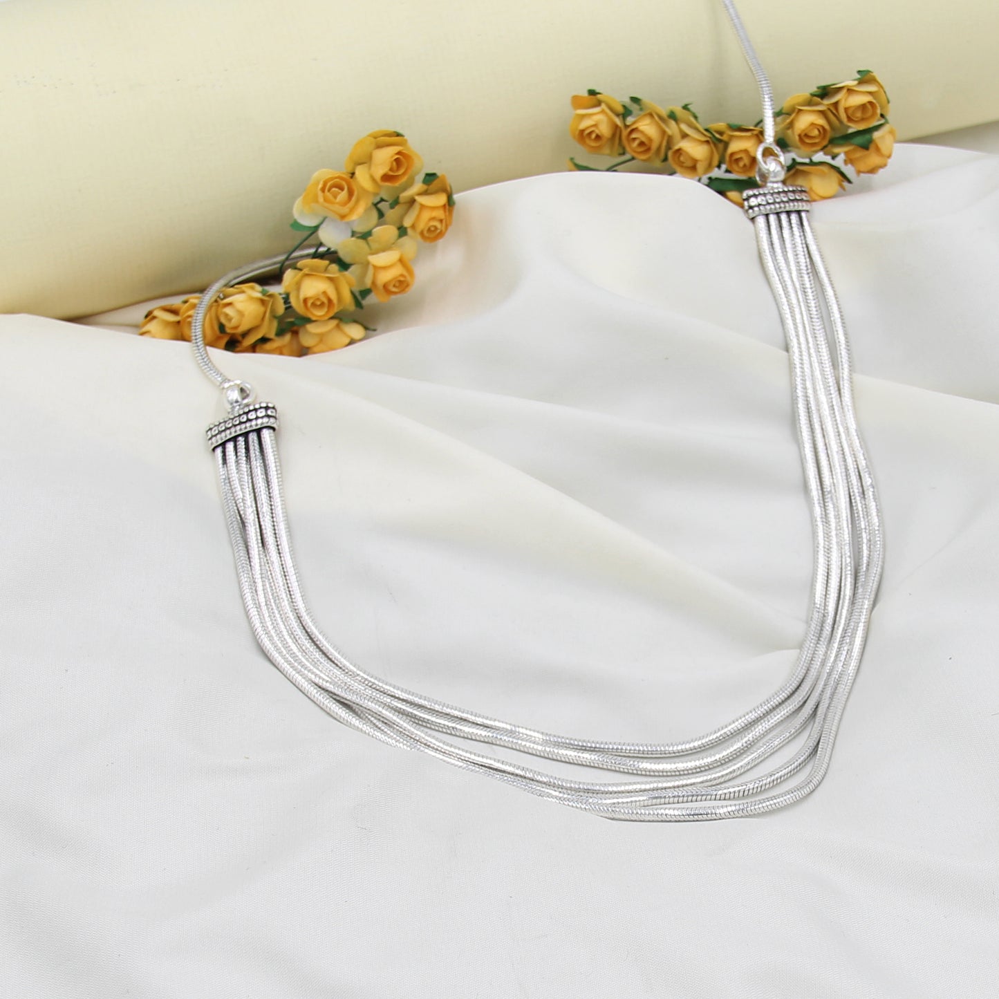 Kajal Agarwal In Silver Necklace