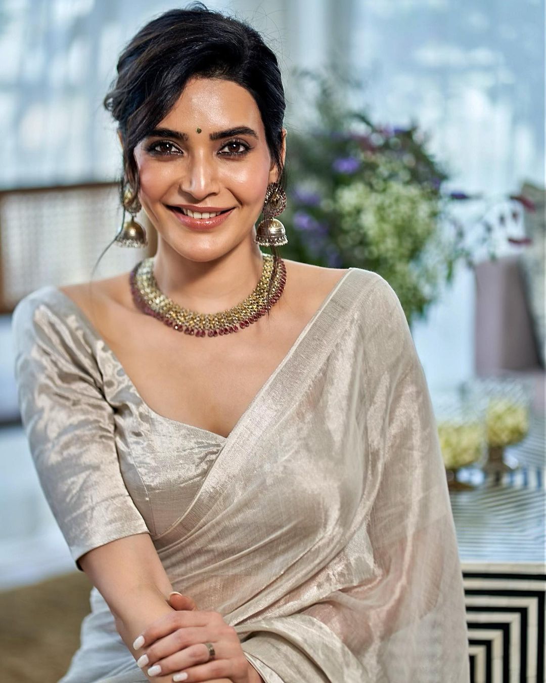 Karishma Tanna In Silver Jewellery