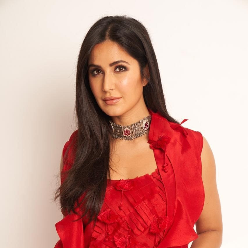 Katrina Kaif In Sangeeta Boochra Silver Handmade Necklace