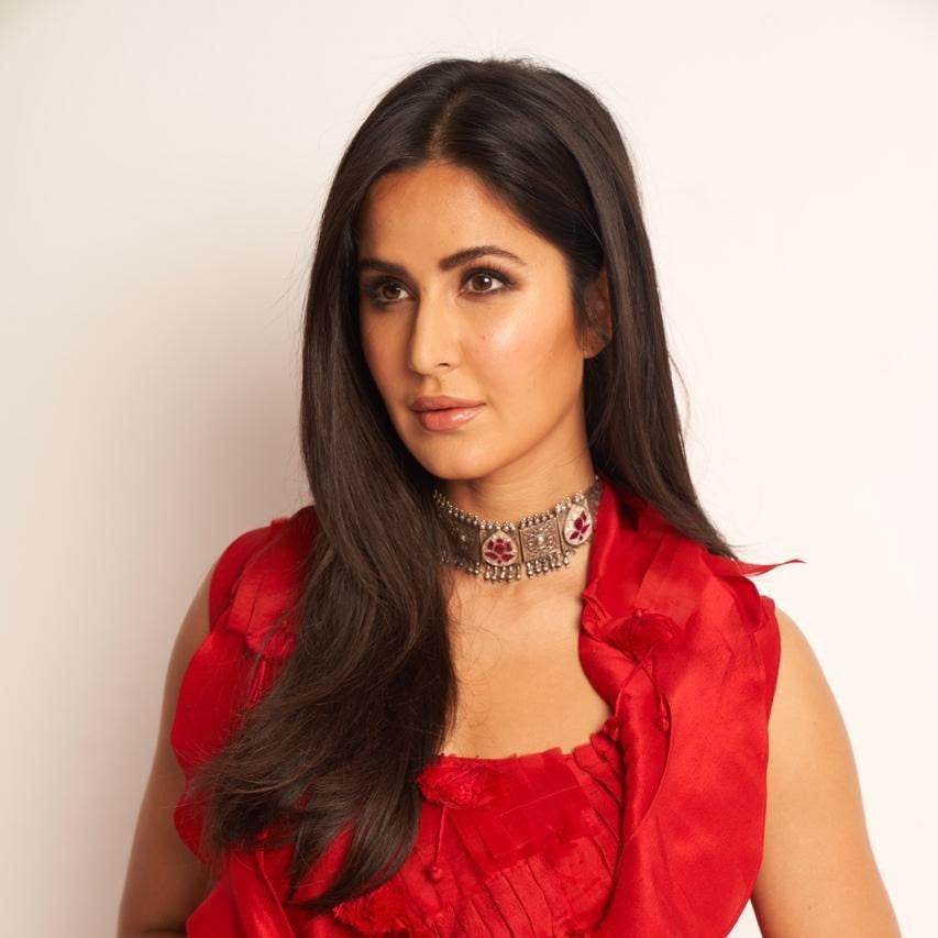 Katrina Kaif In Sangeeta Boochra Silver Handmade Necklace