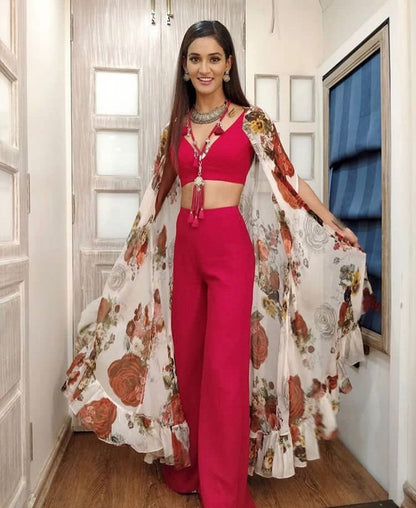 Mukti Mohan in Silver Handcrafted Choker