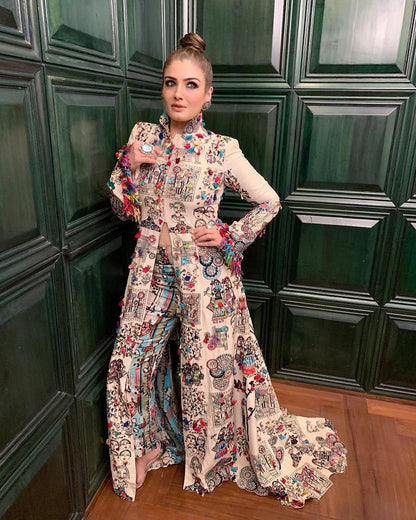 Raveena Tandon in Earring and Ring