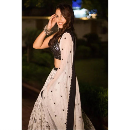 Rhea Chakraborty In Silver Earring and Bangles