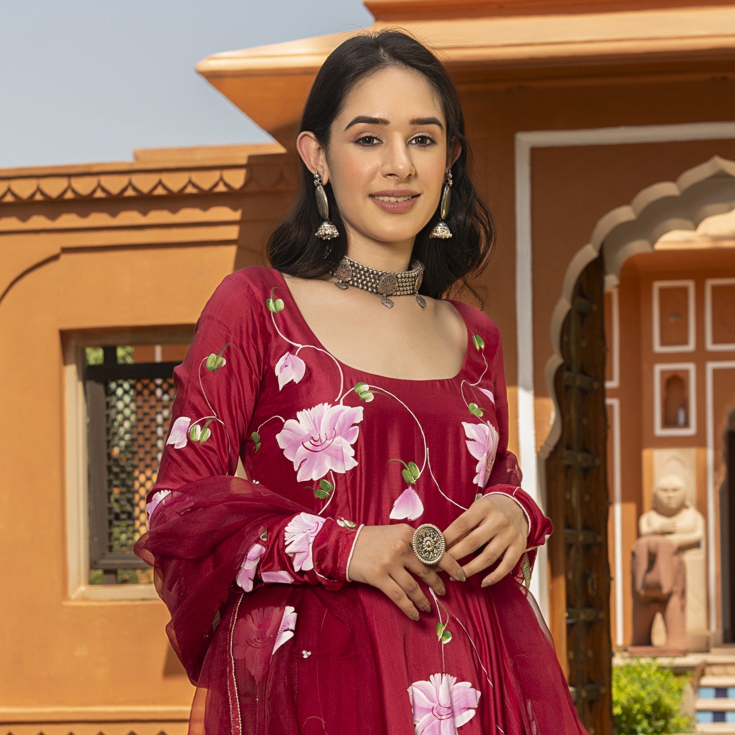 A Touch of Tradition: Handcrafted Silver Statements