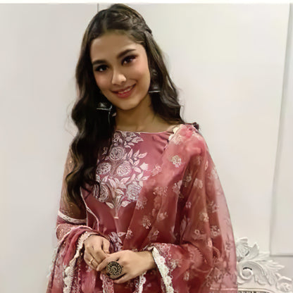 Saiee Manjrekar in Silver Handcrafted Earrings and Ring