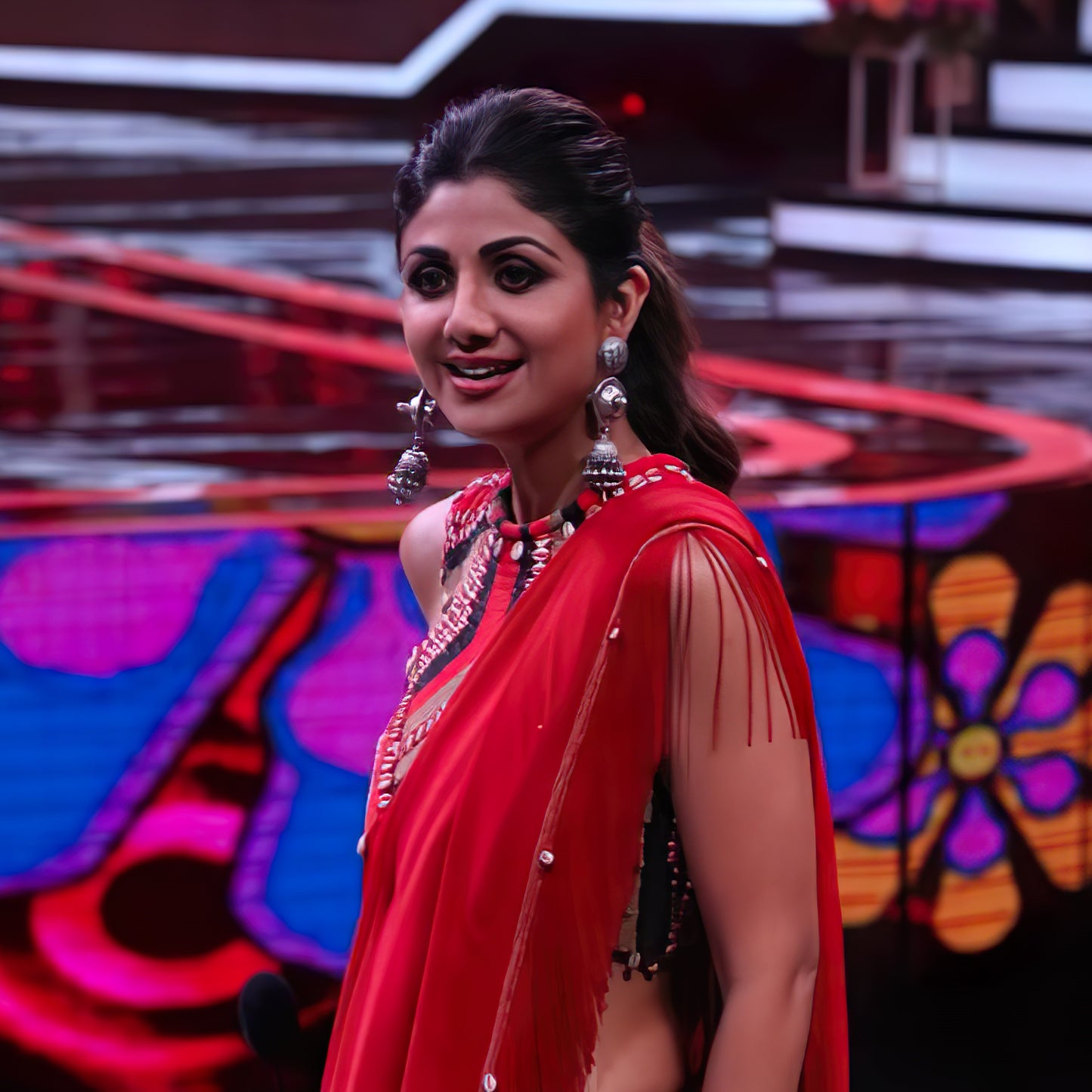 shilpa shetty in Silver Handcrafted Earrings and Ring
