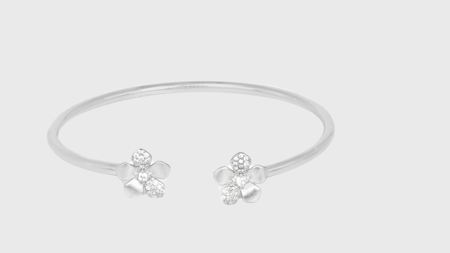 Anabia Floral Charming Adjustable Silver Bracelet