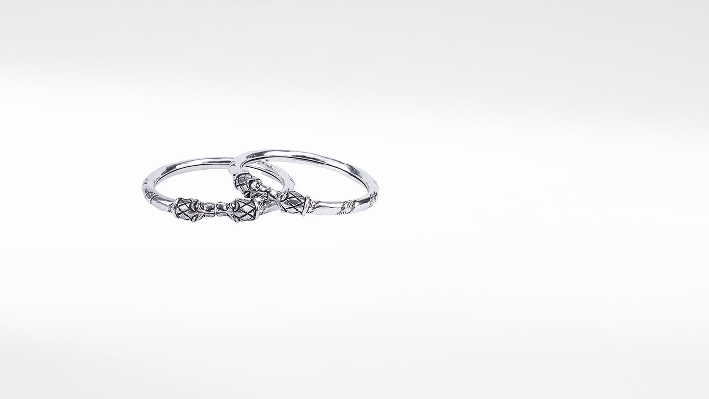 Lion faced 925 silver bangle