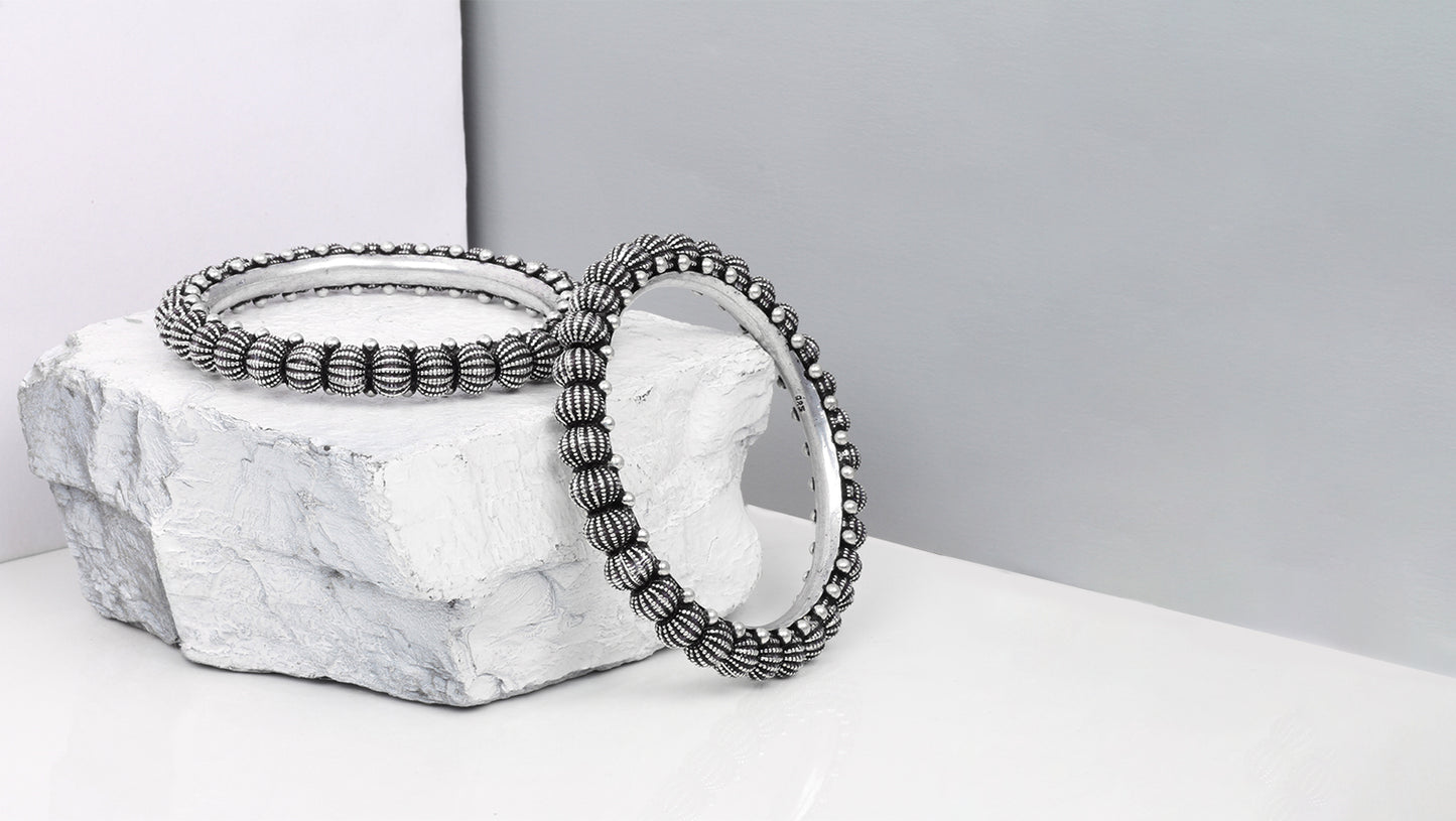 Timeless Beauty Sangeeta Boochra Handmade Silver Bangle