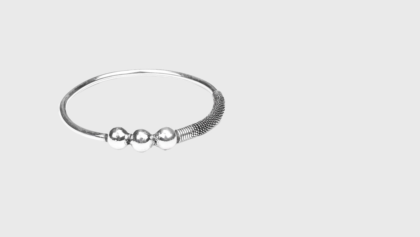 Sangeeta Boochra Handmade Designer Silver Bracelets