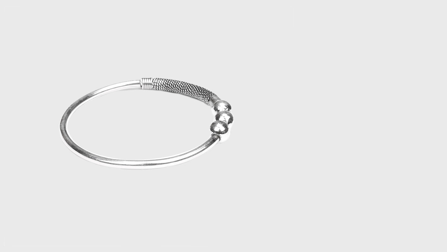 Sangeeta Boochra Handmade Designer Silver Bracelets