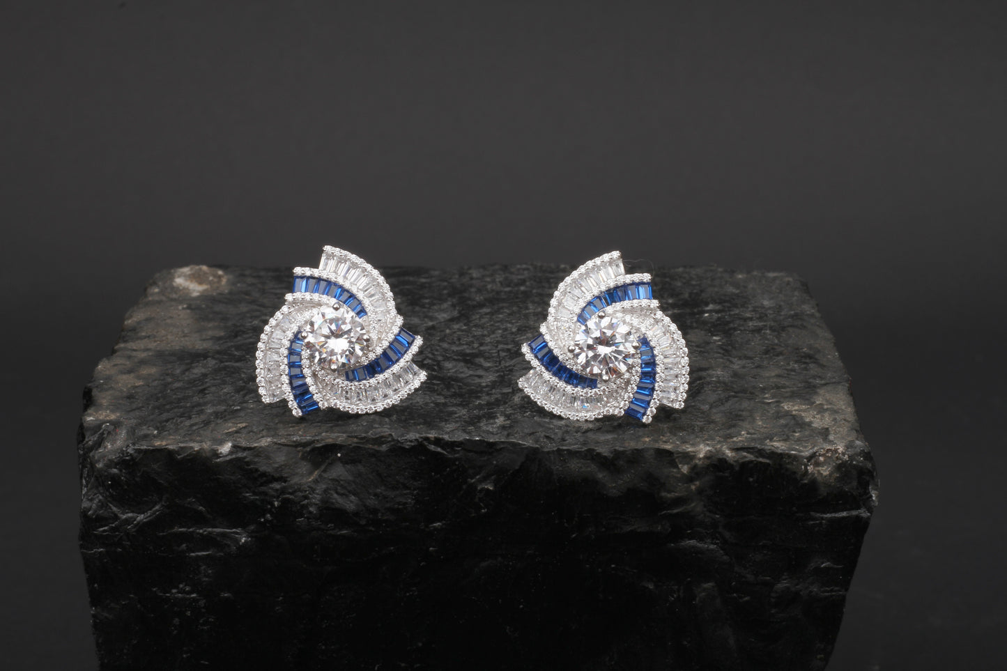 Lubena Stud Earring