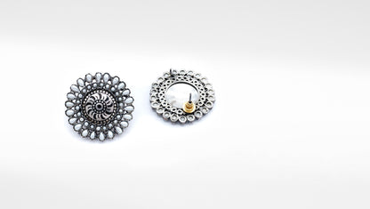 Floral Design Silver Earrings With Pearl