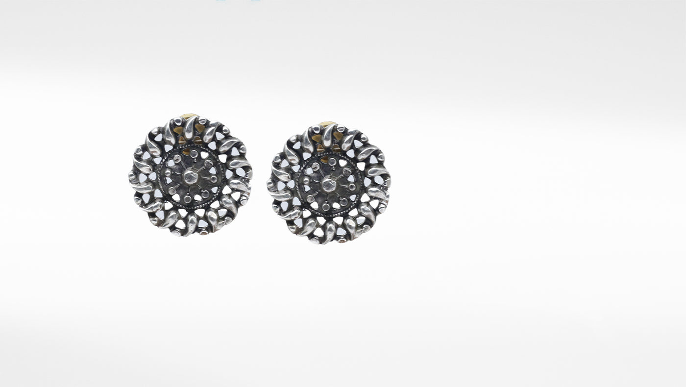 Silver Floral Design Earring
