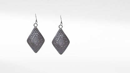 Sangeeta Boochra silver Earring