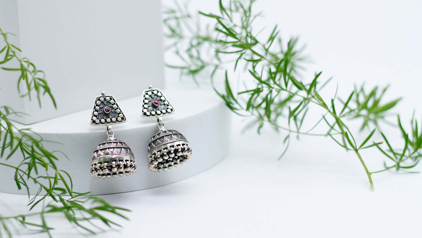 Silver Jhumka  By Sangeeta Boochra