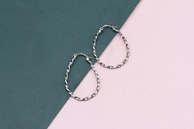 Round shape silver handcrafted Earring