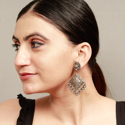 Antique Indian Design Mayurah Pattern Silver Earring