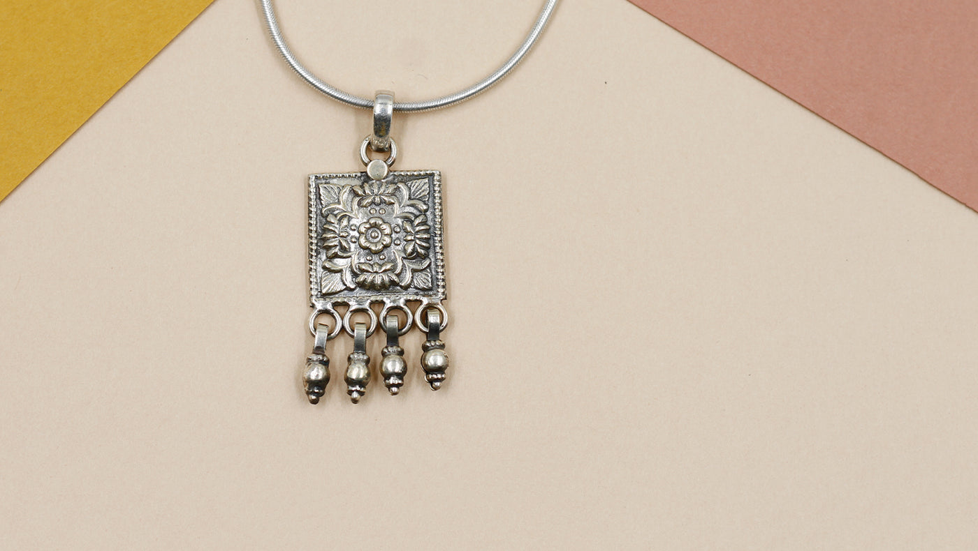 Silver Oxidized Pendant With Chain By Sangeeta Boochra