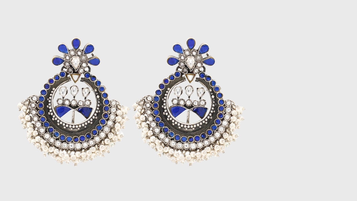 Timeless Splendor: Sangeeta Boochra Kundan-Studded Silver Earrings