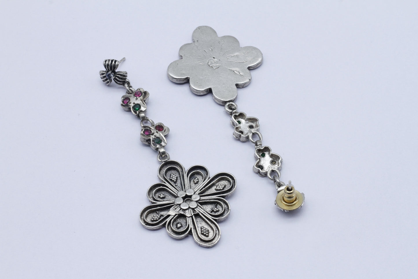 Floral Design Silver Earring