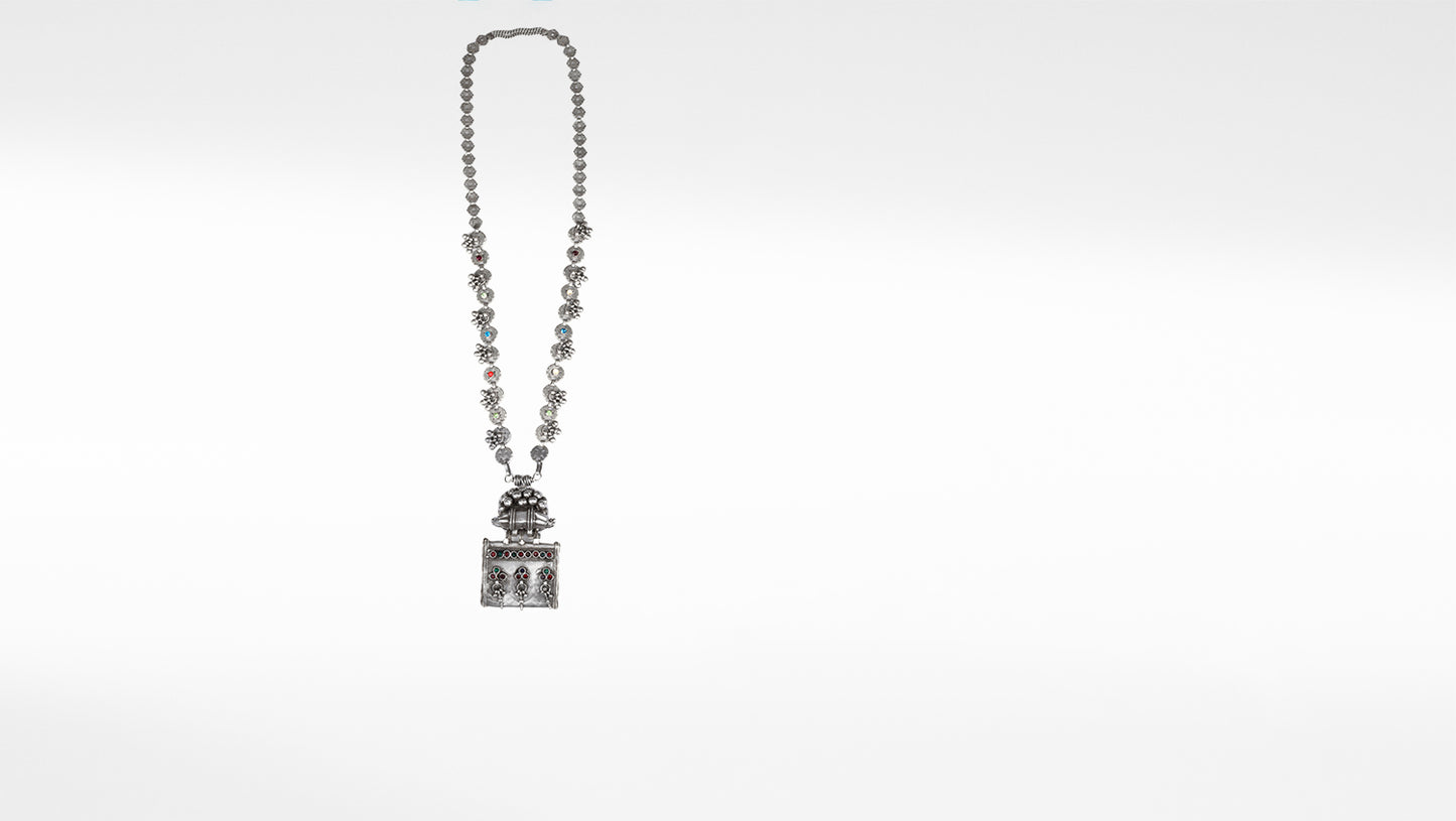 Zoya Mandaliya Silver  Necklace