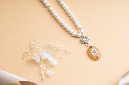 Brown Jade silver Designer  Pendant with Pearl Necklace