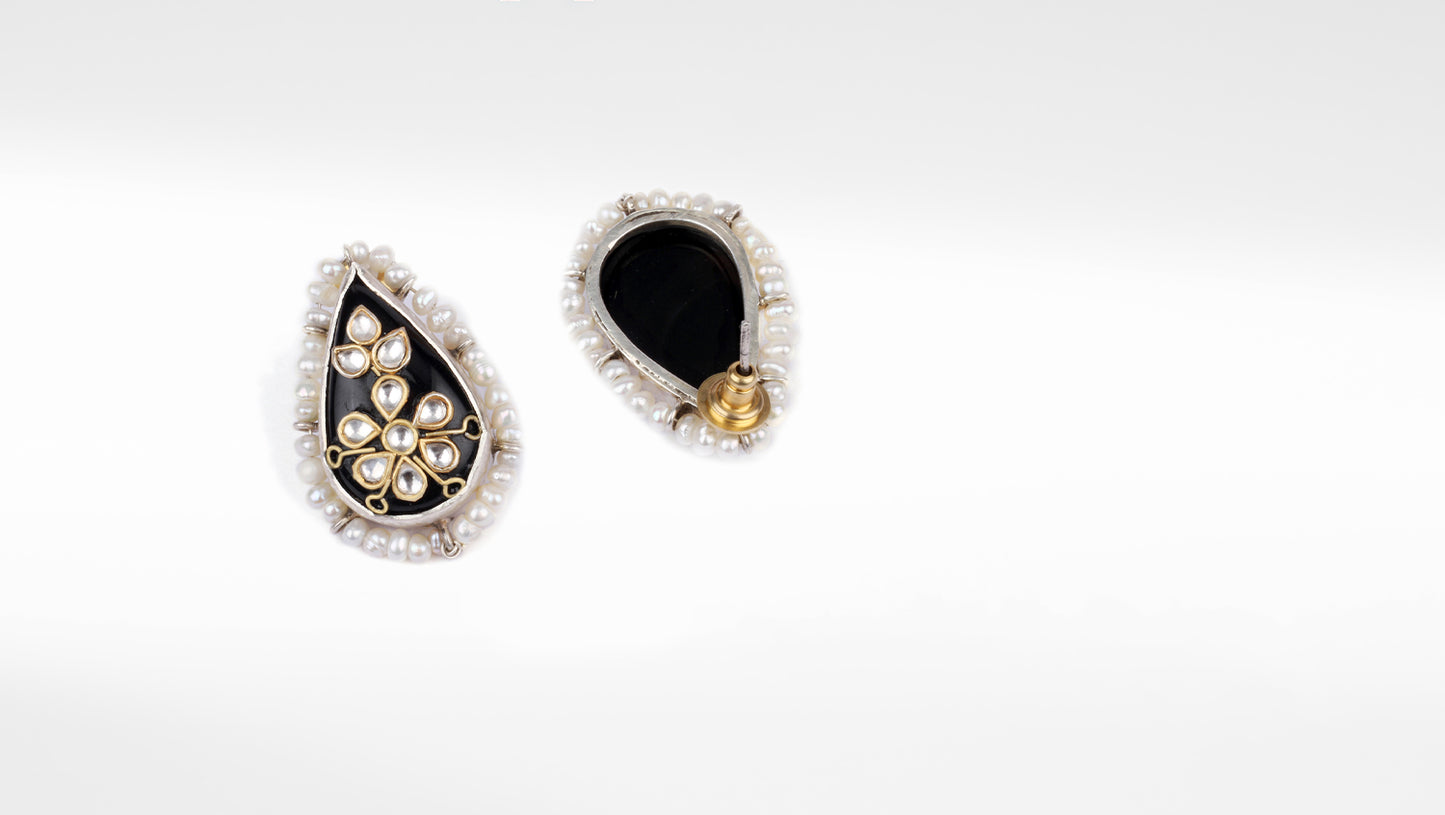 Sangeeta Boochra X Payal Singhal  Aayat Silver Earrings with Pearls