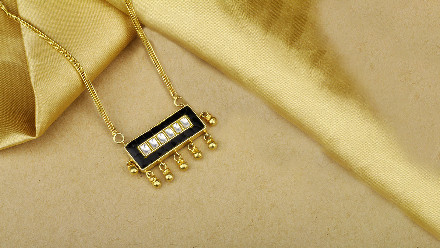 Sangeeta Boochra X Payal Singhal  Benazir Silver Pendant with Silver Chain