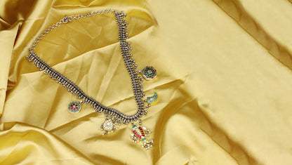 Sangeeta Boochra X Payal Singhal Pariza Silver Necklace with Kundan Motifs