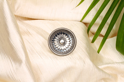 Sangeeta Boochra Silver Engraved Traditional Adjustable Motifs Ring