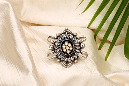 Sangeeta Boochra Silver Ring