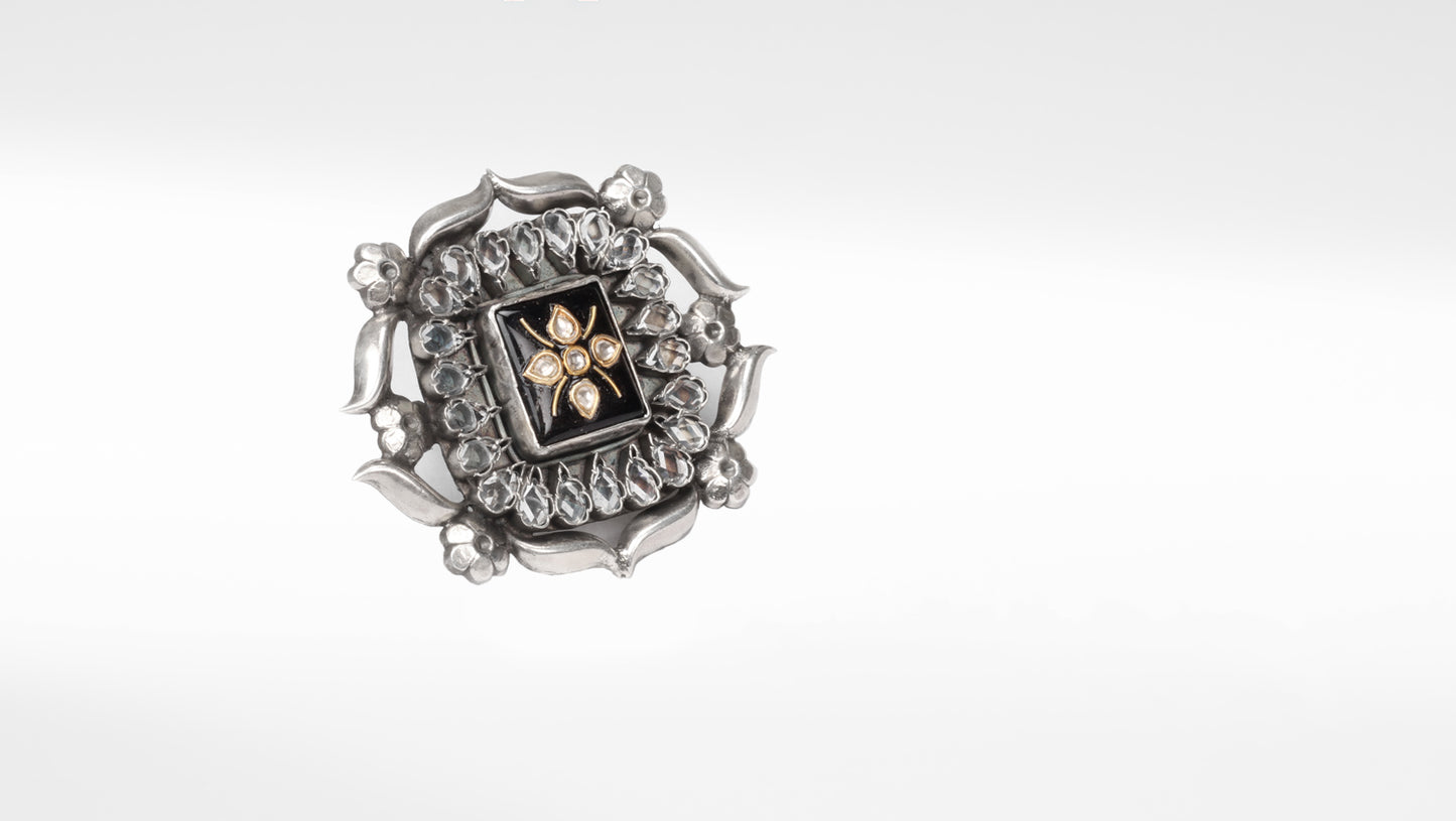 Sangeeta Boochra Silver Ring