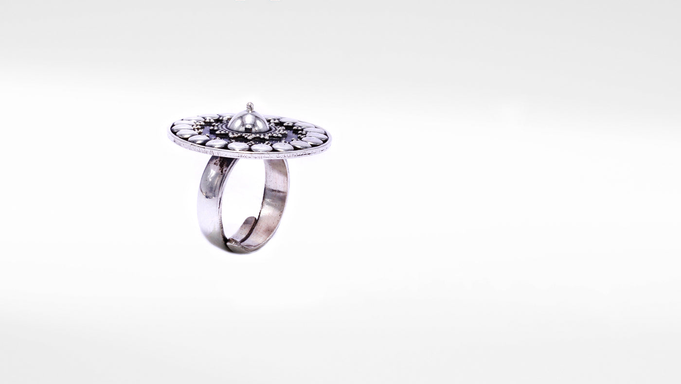 Silver Tone Kundan Studded Ring