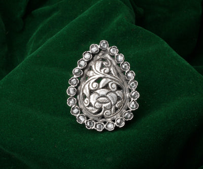 Silver Inaya Engraving Ring